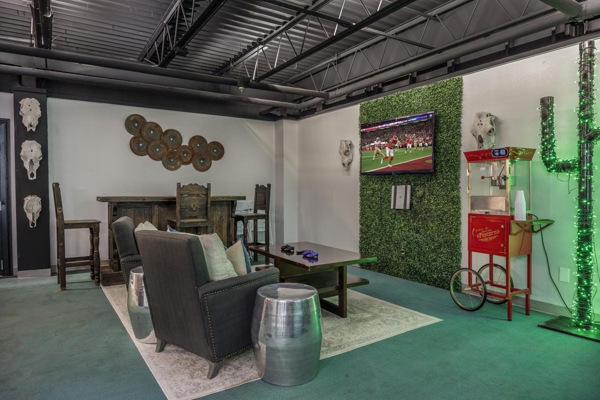 Cactus Cove Inn And Suites Amarillo Bagian luar foto